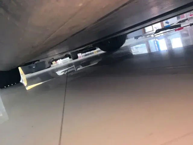 Tesla Model Y — Фото автомобиля 21