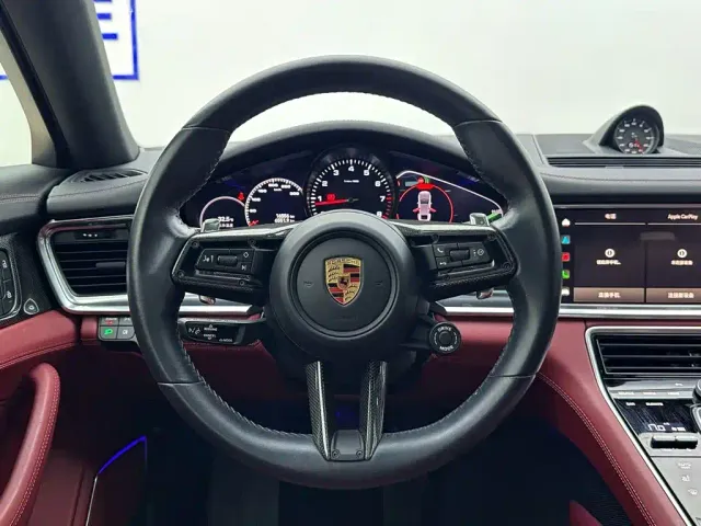 Porsche Panamera — Фото автомобиля 12