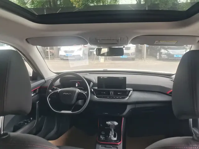 Dongfeng Yixuan GS — Фото автомобиля 6