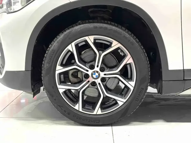 BMW X1 — Фото автомобиля 12