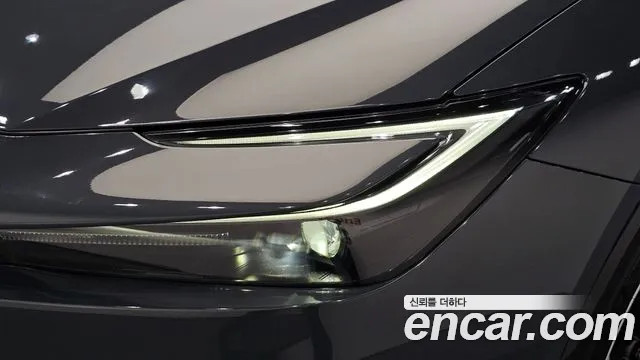 Toyota Prius Generation 5 — Фото автомобиля 22