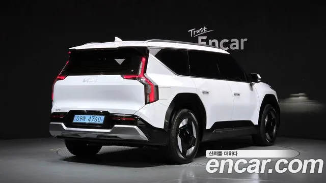 Kia EV9 — Фото автомобиля 2