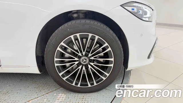Mercedes-Benz S-Class — Фото автомобиля 9