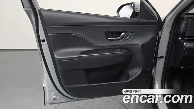 Hyundai Kona SX2 — Фото автомобиля 13