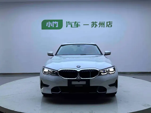 BMW 3 Series — Фото автомобиля 2
