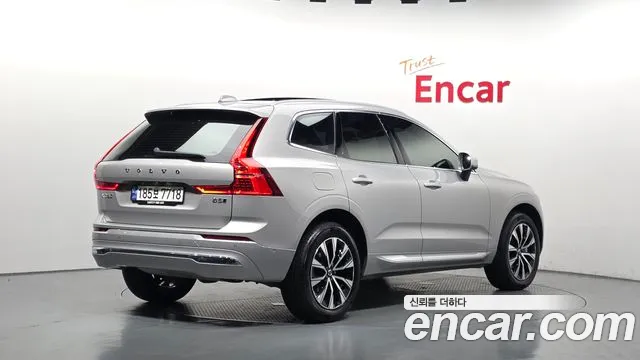 Volvo XC60 2nd Gen — Фото автомобиля 2