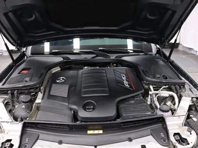 Mercedes-Benz E-Class AMG — Фото автомобиля 29