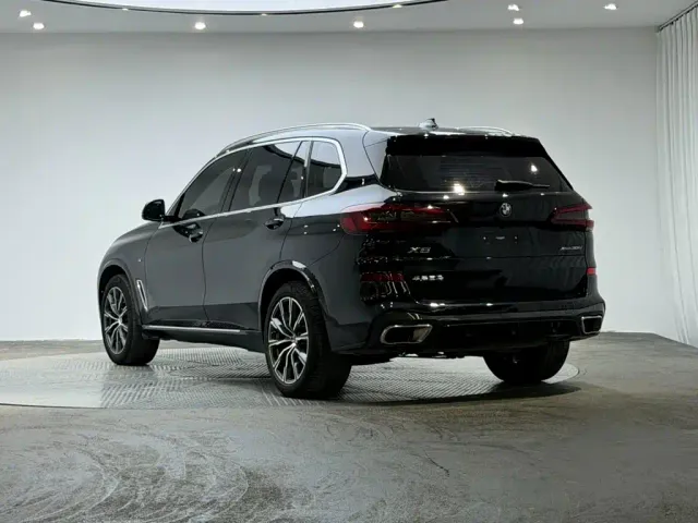 BMW X5 — Фото автомобиля 7
