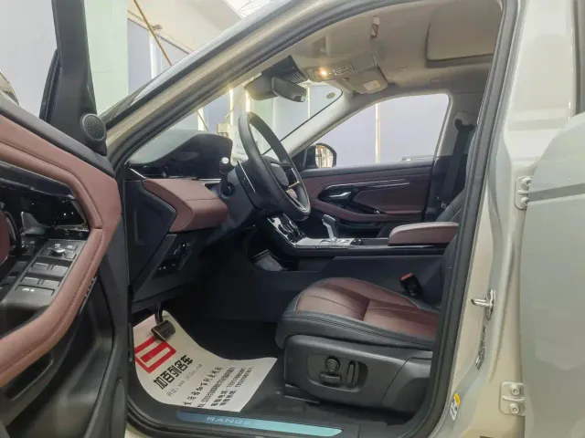 Land Rover Range Rover Evoque — Фото автомобиля 12