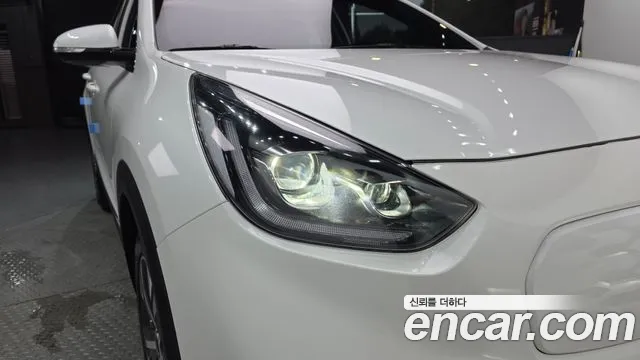 Kia Niro Niro Plus Earth — Фото автомобиля 18