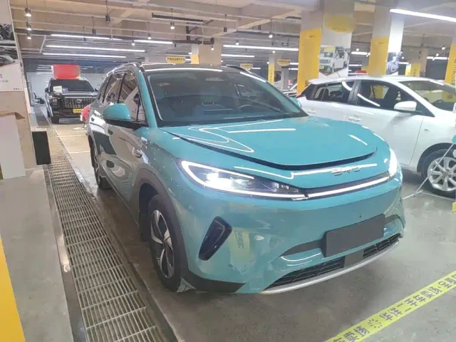 BYD Sealion 05 EV — Фото автомобиля 3