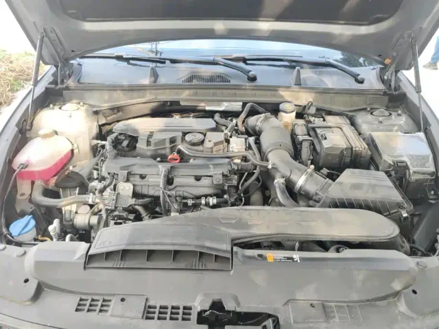 Hyundai Sonata — Фото автомобиля 10