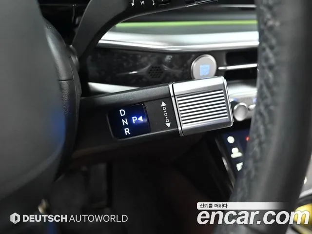 Hyundai Grandeur Grandeur (GN7) 2.5 Бензин 2WD — Фото автомобиля 9