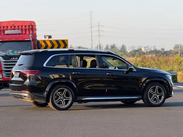 Mercedes-Benz GLS-Class — Фото автомобиля 8