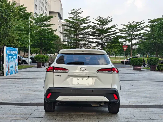 Toyota Corolla Cross — Фото автомобиля 13