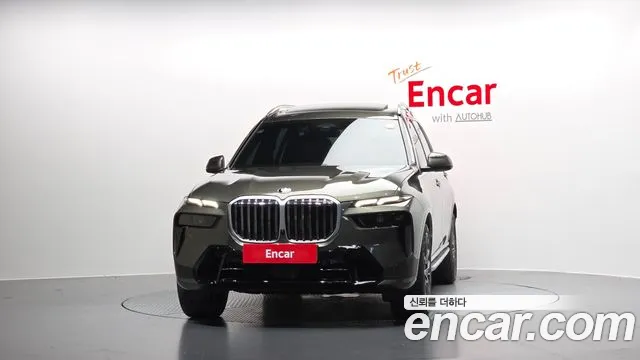 BMW X7 — Фото автомобиля 3