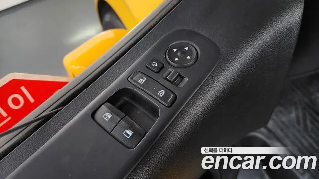 Hyundai Staria Staria 2WD Школьный автобус — Фото автомобиля 27