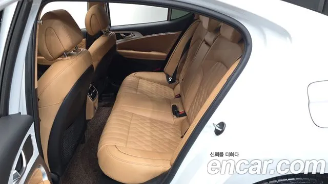 Genesis G70 Новый G70 Бензин 2.5T 2WD — Фото автомобиля 9