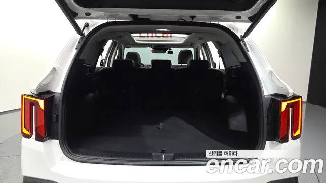 Kia Sorento Новый Sorento 4 поколение Дизель 2.2 2WD — Фото автомобиля 20