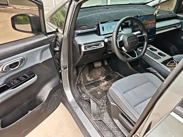 GAC Aion Y — Фото автомобиля 15