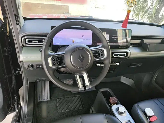 Baojun Yep — Фото автомобиля 10