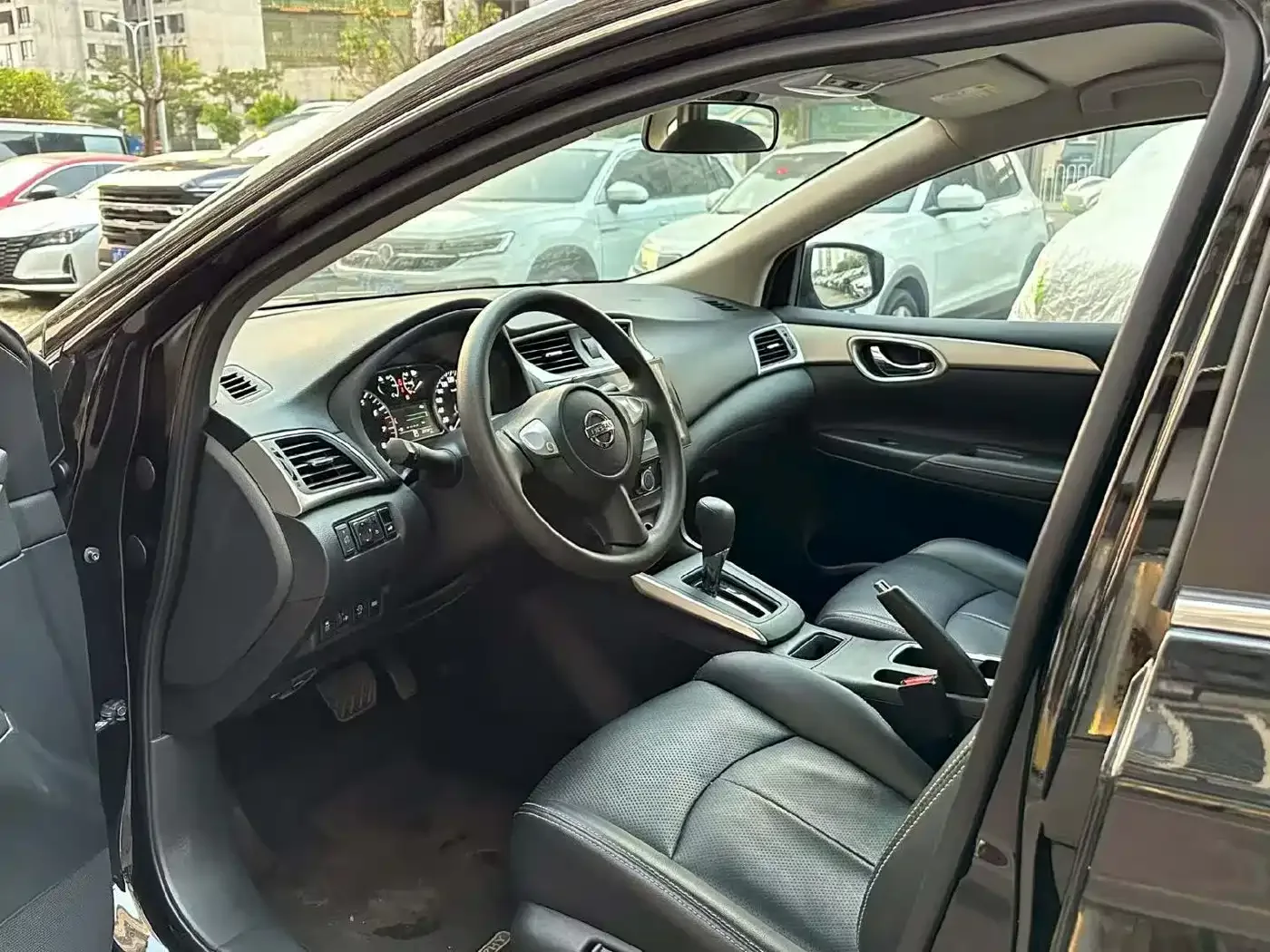 Nissan Sylphy 2024 Model Year Facelift Classic 1.6XE CVT Comfort Edition — Фото автомобиля 4