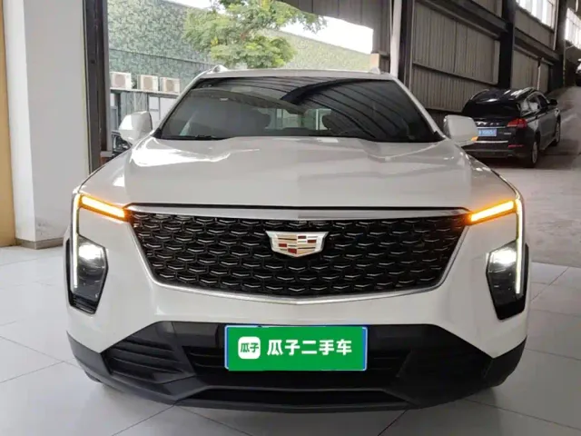 Cadillac XT4 — Фото автомобиля 2