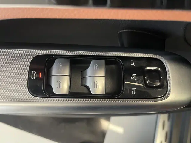 Mercedes-Benz GLC-Class — Фото автомобиля 25