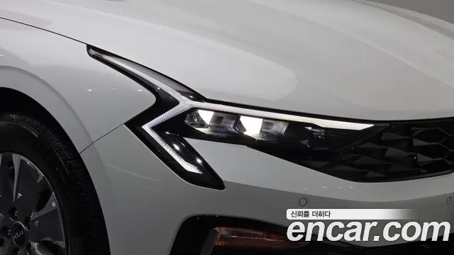 Kia K5 Prestige — Фото автомобиля 22