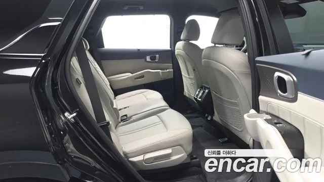 Kia Sorento — Фото автомобиля 16