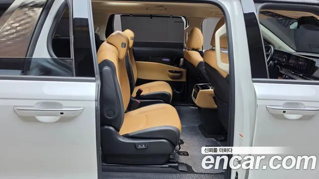 Kia Carnival 4th Gen — Фото автомобиля 17