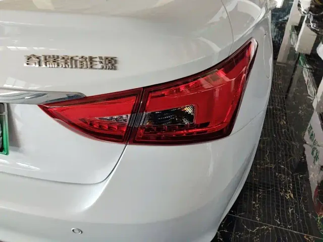 Chery Arrizo e — Фото автомобиля 7