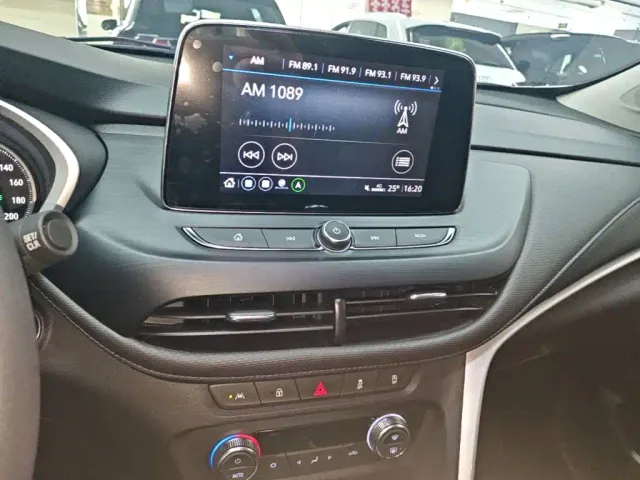 Buick Encore — Фото автомобиля 12