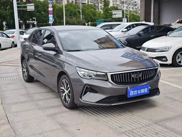 Geely Emgrand — Фото автомобиля 6