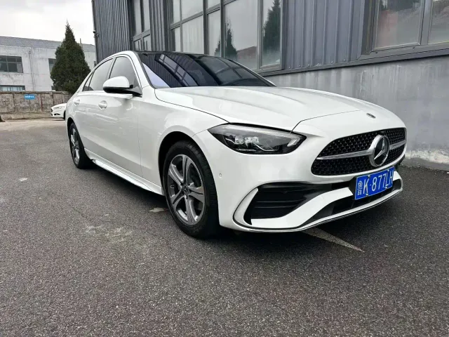 Mercedes-Benz C-Class — Фото автомобиля 3