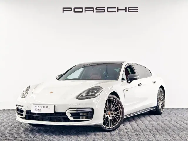 Фотография автомобиля — Porsche Panamera