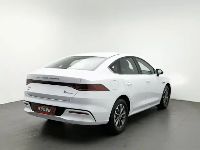 BYD Qin PLUS — Фото автомобиля 2