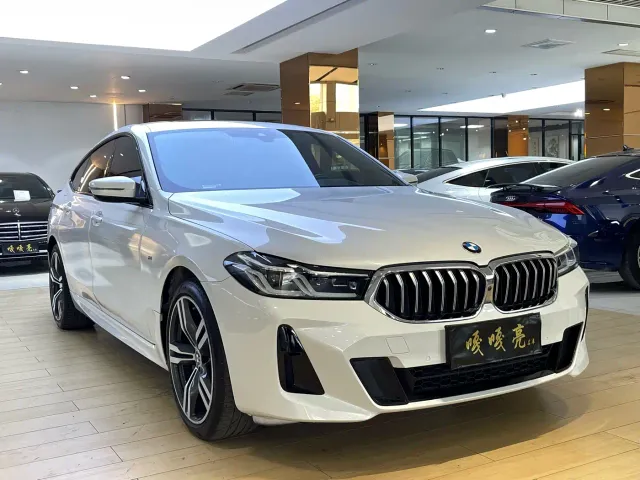 BMW 6 Series Gran Turismo — Фото автомобиля 3