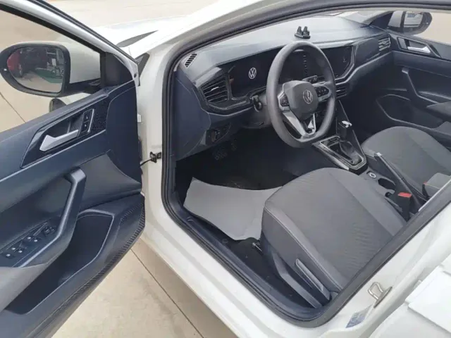 Volkswagen Lavida — Фото автомобиля 15