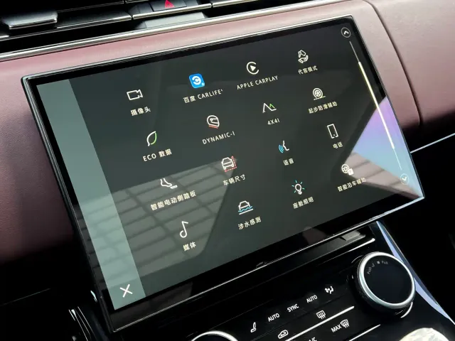 Land Rover Range Rover Sport — Фото автомобиля 14