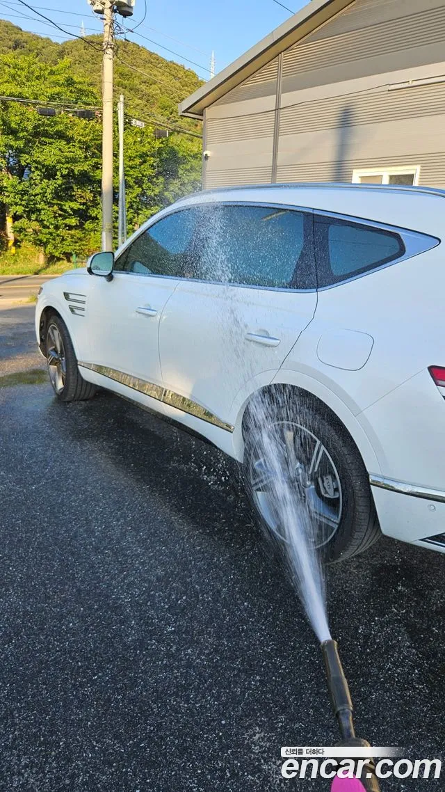 Genesis GV80 — Фото автомобиля 16