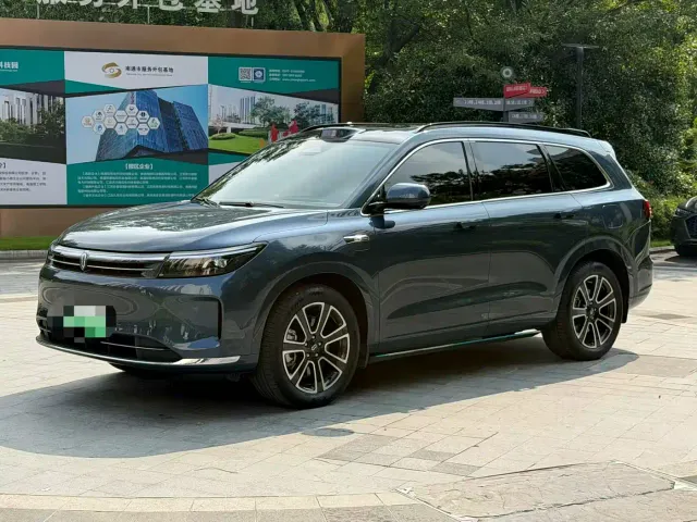 Фотография автомобиля — Aito M7