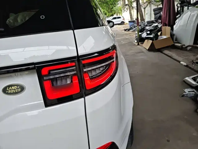 Land Rover Discovery Sport — Фото автомобиля 7