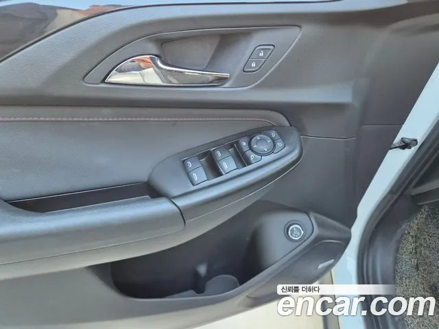 Chevrolet Trailblazer — Фото автомобиля 11