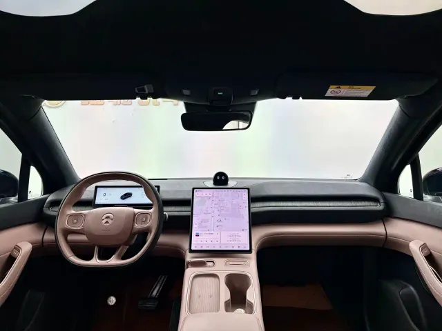 Nio EC6 — Фото автомобиля 7