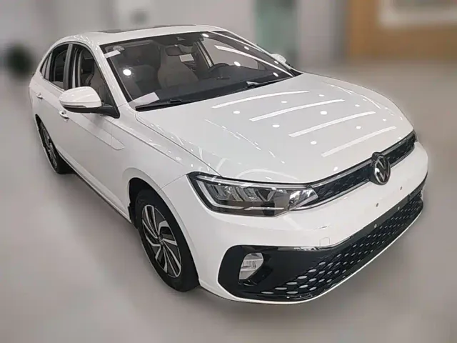 Volkswagen Lavida — Фото автомобиля 5