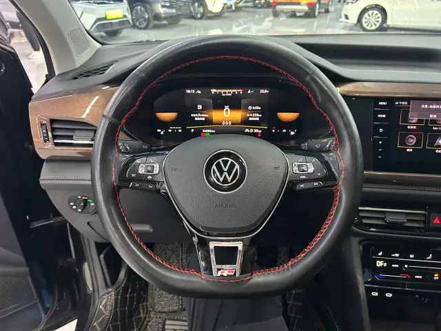 Volkswagen Tharu — Фото автомобиля 9