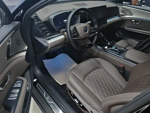 BYD Han — Фото автомобиля 14