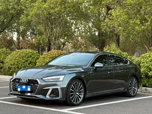 Фотография автомобиля — Audi A5