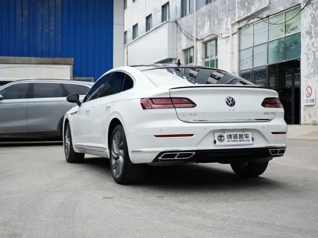 Volkswagen CC — Фото автомобиля 7